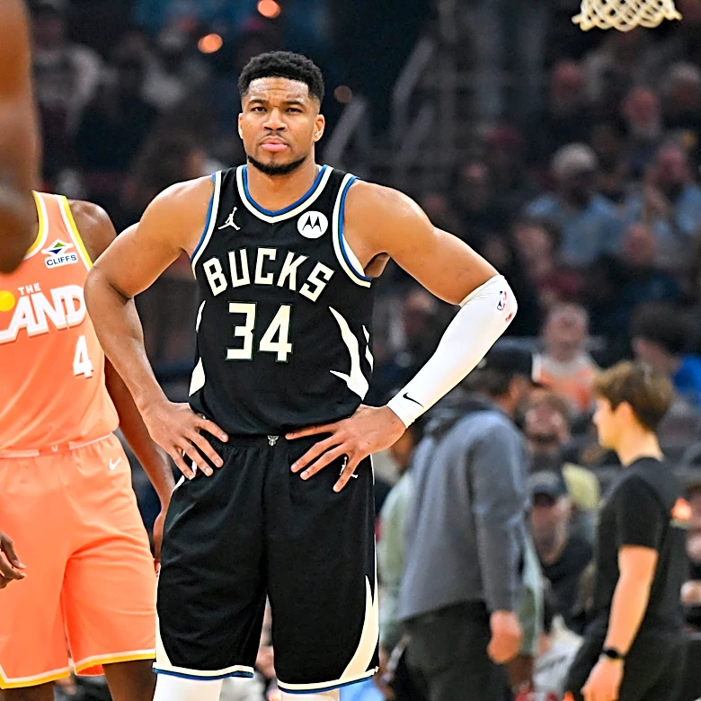 Cavs playoff fate to determine interest in Giannis Antetokounmpo