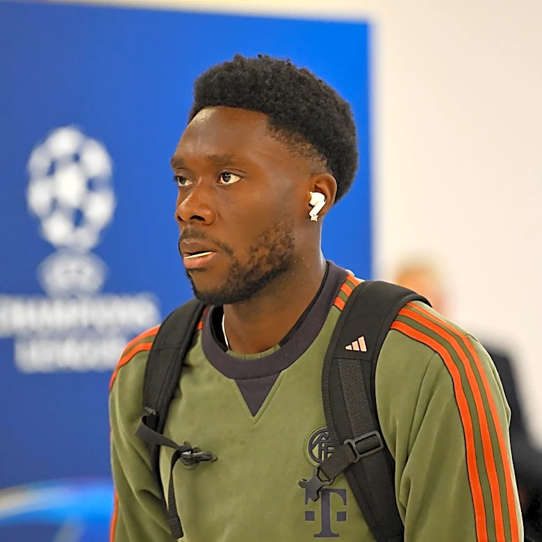 Bayern Munich in conundrum over World Cup status for Alphonso Davies