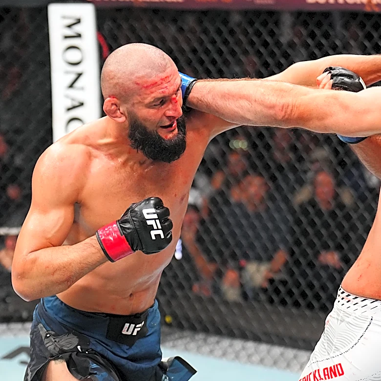 Robbery Review: Sean Strickland vs. Khamzat Chimaev at UFC 328