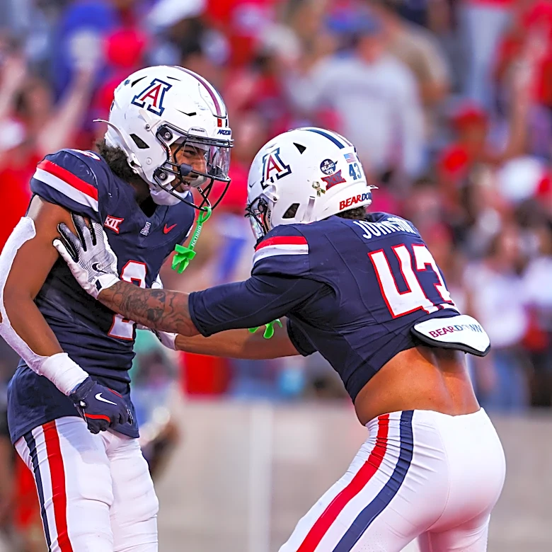 How are Treydan Stukes and Dalton Johnson as leaders? Arizona coach weighs in