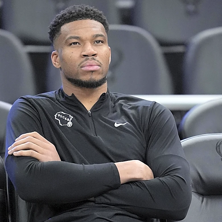 Suns Trade Verdict: Is Giannis Antetokounmpo the big fish the Suns go for?