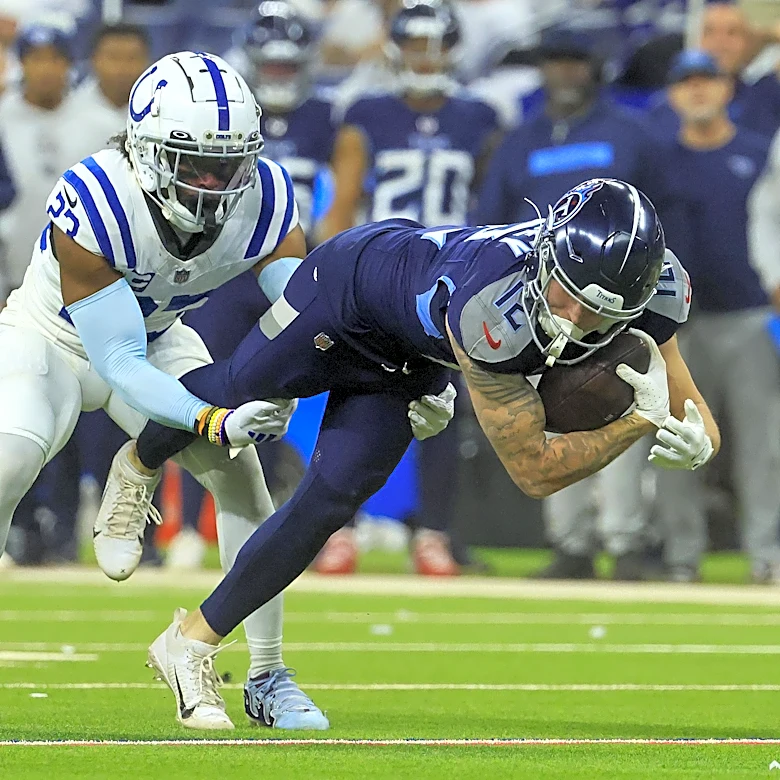 Should the Tennessee Titans sign DB Kenny Moore II?