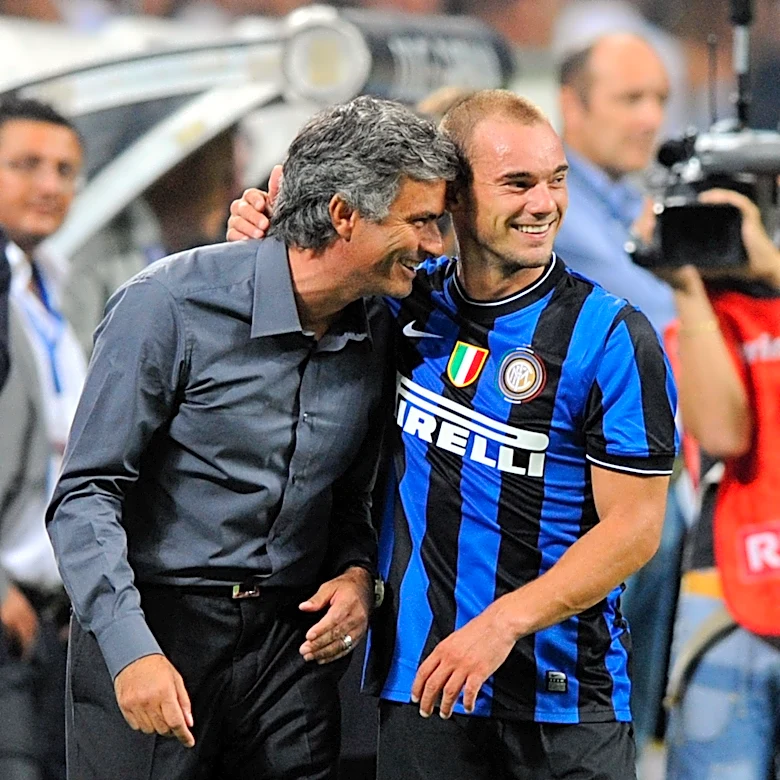 Sneijder: “Real Madrid need to hire Mourinho”