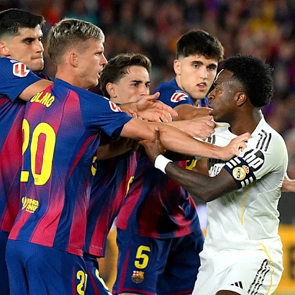 LaLiga reports insults from Barcelona fans toward Vinicius Jr. after Clásico; CTA backs no-penalty decision on Bellingham incident