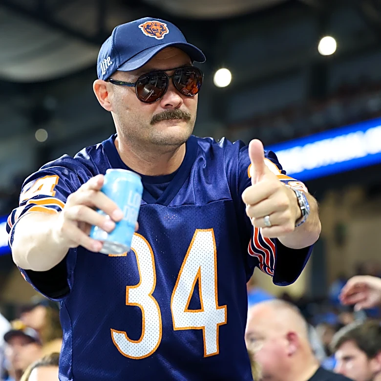 The Bear’s Den, May 13, 2026