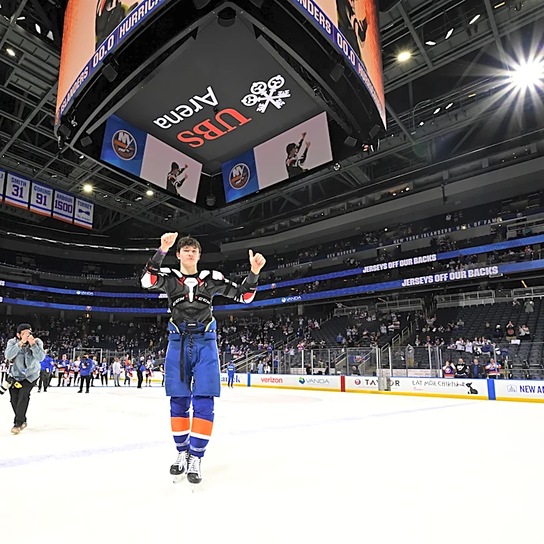 Islanders & Playoff News: Super Schaefer, tight series