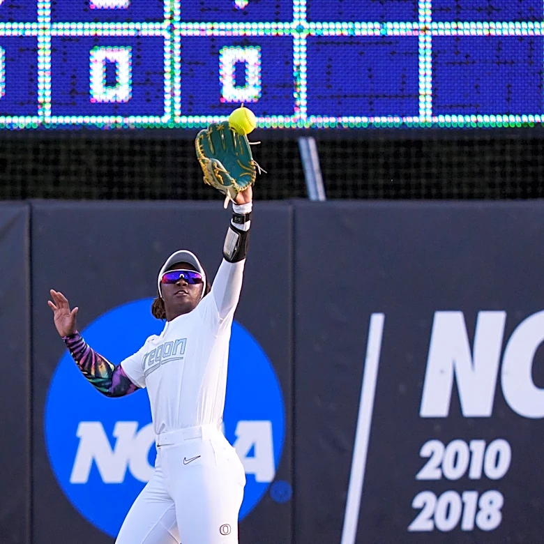 Oregon Ducks Softball: 2026 Regionals Preview