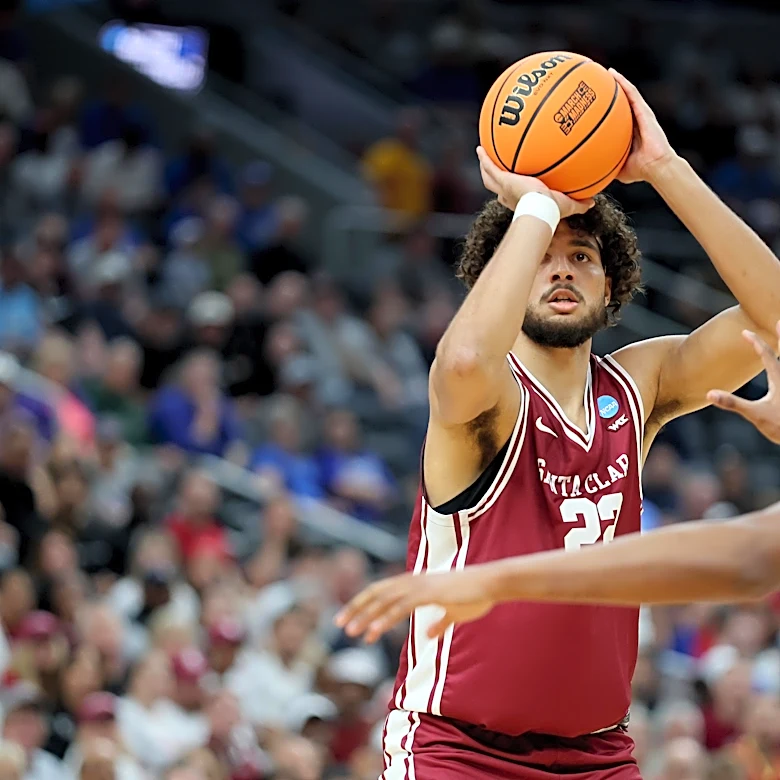 Allen Graves says Kentucky Basketball contacted him