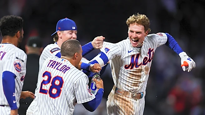 Carson Benge makes up for early defensive mishap with a walk-off hit for the Mets