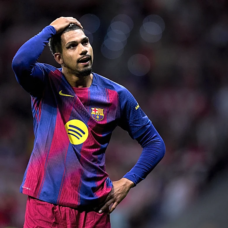 Ronald Araujo has fresh doubts over his Barcelona future ahead of summer transfer window