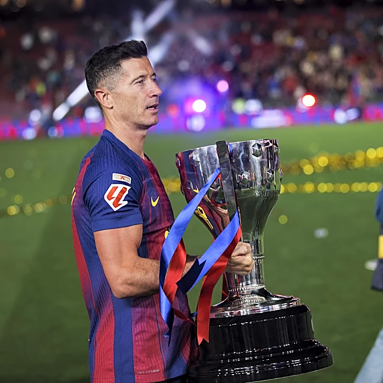 Barcelona striker Robert Lewandowski ‘close’ to accepting €90m offer from Al-Hilal