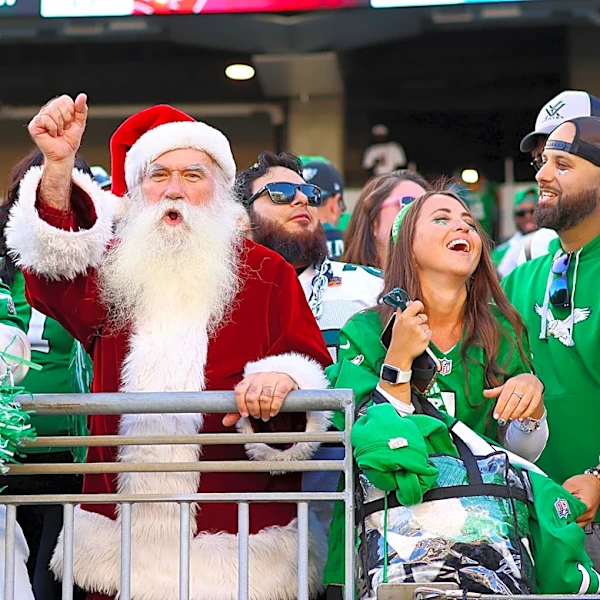 Eagles scheduled to play on Christmas Eve