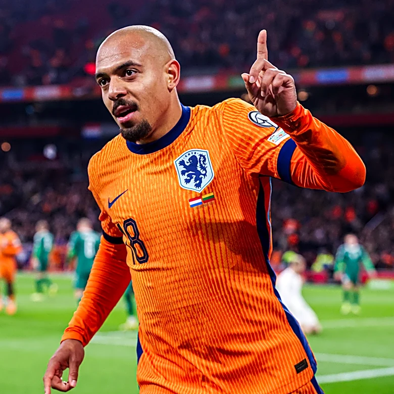 Newcastle Considering Surprise move for Dutch International