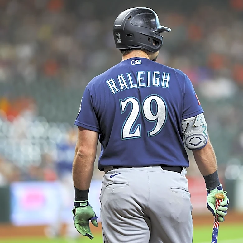 Cal Raleigh placed on the IL with oblique strain, Jhonny Pereda recalled