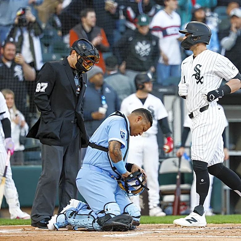 Royals lose 6-2, swept by White Sox