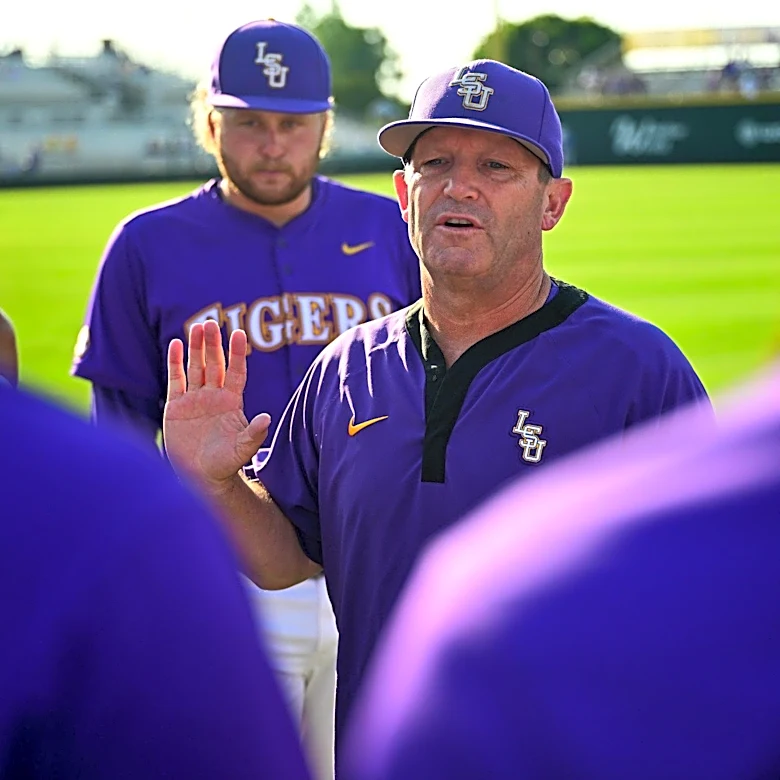 Florida Outslugs LSU to Take Game One 11-8