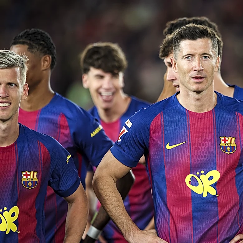 ‘It seems Robert Lewandowski was forced to leave’ – Striker now an ‘unwanted player’ at Barcelona