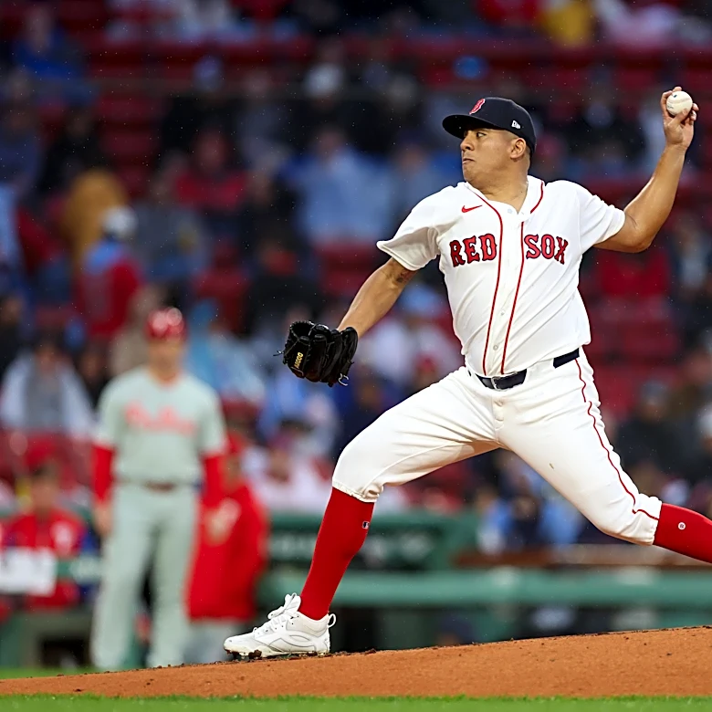Yankees Rivalry Roundup: Red Sox lose pitchers’ duel against Phillies