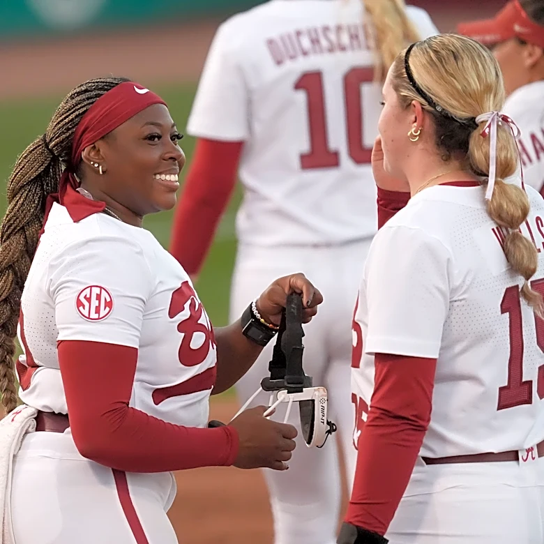 Jumbo Package: Softball kicks off NCAA action with title dreams