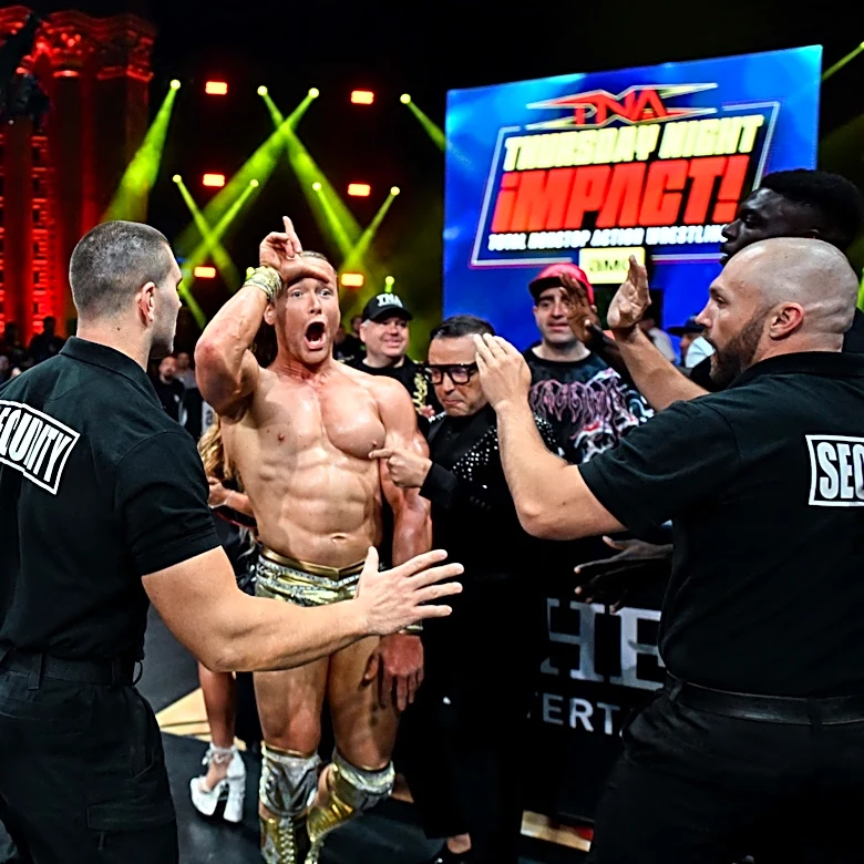 Former UFC fighter Keith Jardine insults Mr. Elegance in TNA