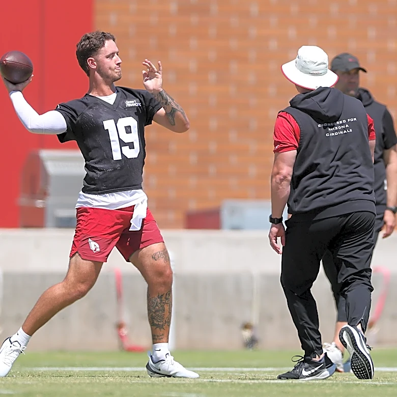 Browns fans should be rooting for these 9 young QBs in 2026