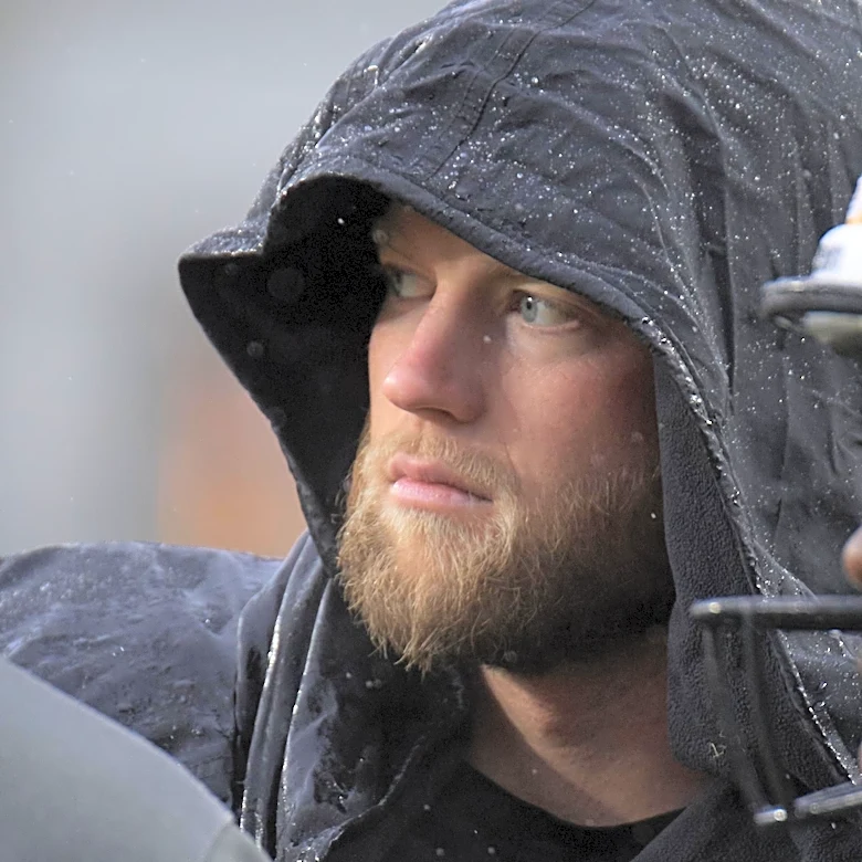 Friday Night Happy Hour: Rainy mid-May edition