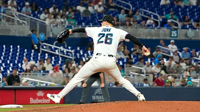 Game Thread: This guy’s throwing Junk!