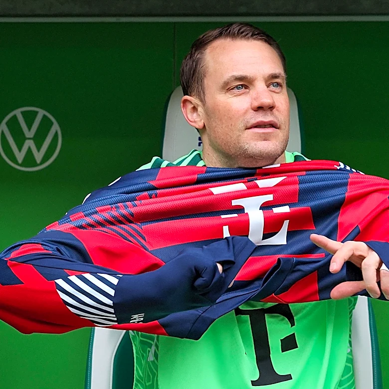 After much thought, Manuel Neuer says Bayern Munich contract extension was right move