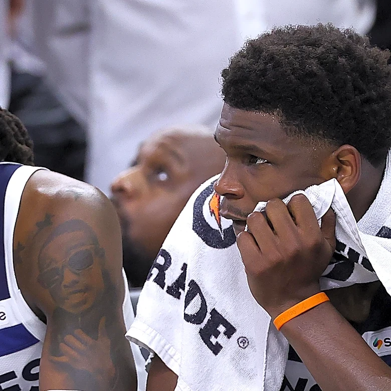Spurs, 139, Timberwolves 109: That’s All Folks