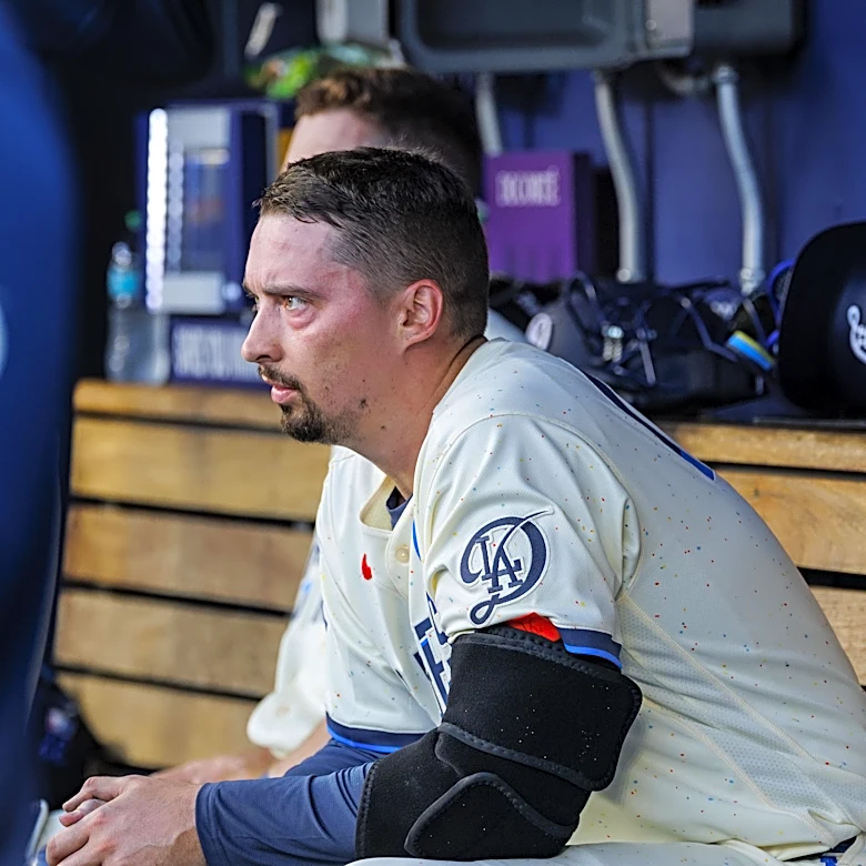 Blake Snell has loose bodies in elbow, expected to miss a while