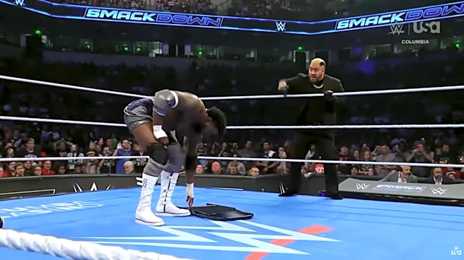 Solo Sikoa slips up on SmackDown