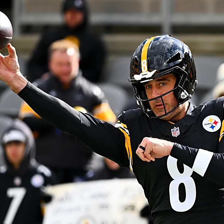 Aaron Rodgers gets big raise from Steelers