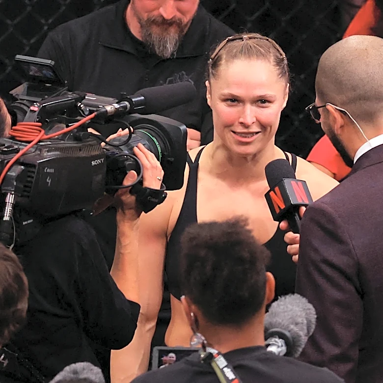 ‘Glad I didn’t have to pay for that’: Pros react to Ronda Rousey’s anticlimactic win over Gina Carano at MVP MMA