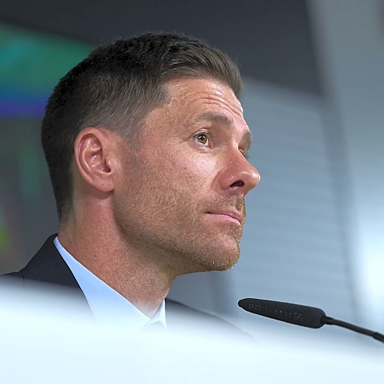 Official: Chelsea appoint Xabi Alonso as new manager