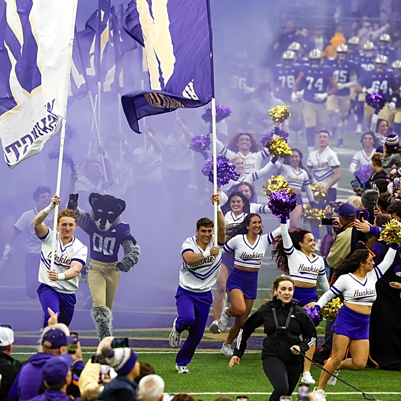 Recruiting Roundup: Taking A Look At Who Could Be Next To Commit To The Huskies