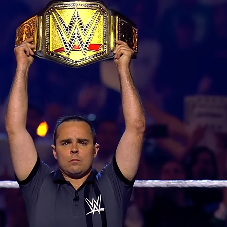 Preview: Saturday Night’s Main Event is missing a real main event