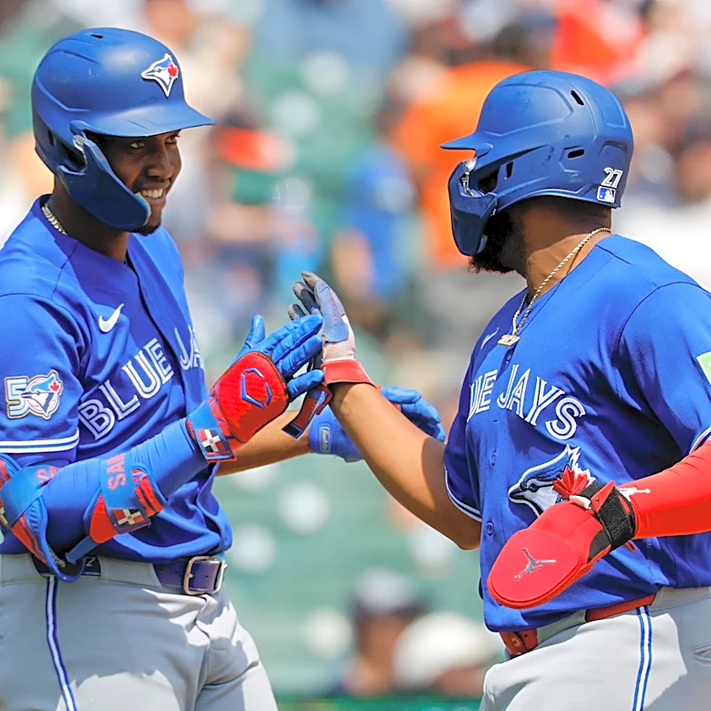 Vlad Homers, Jays Beat Tigers