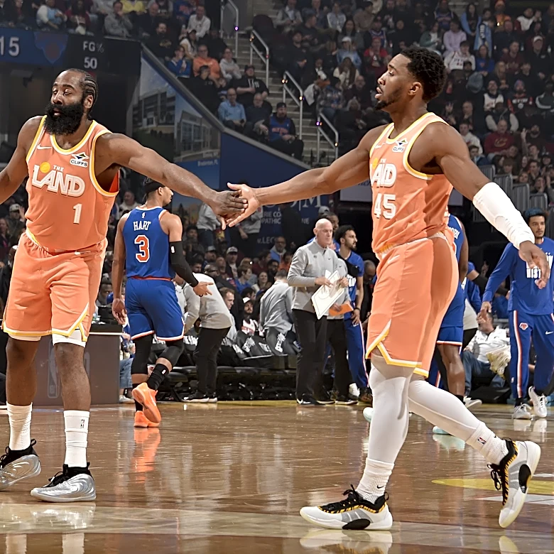 A way too early preview for Cavs vs. Knicks: From rock fight to shootout
