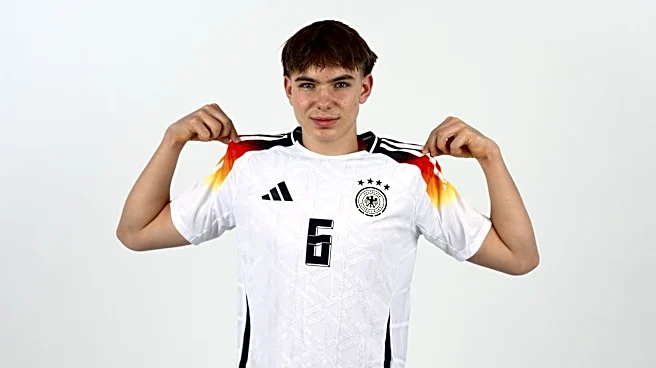 Bayern Munich News: Can FC Bayern fend off Manchester City for Kennet Eichhorn?; Nick Woltemade to Borussia Dortmund?; and MORE!