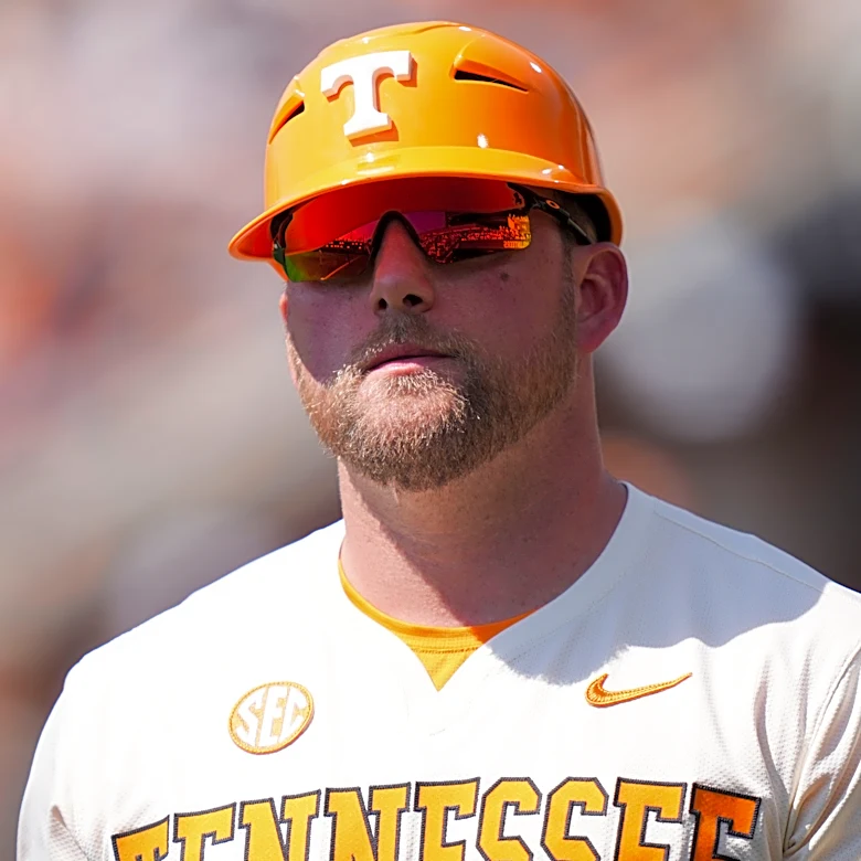 Tennessee baseball finds itself among final set of rankings before NCAA Tournament