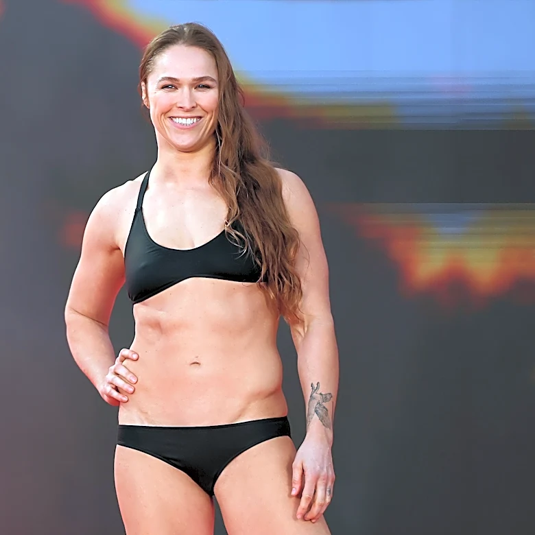 Rousey vs. Carano fight night weights: Ronda Rousey gains only 1 pound, Nate Diaz bigger than Mike Perry