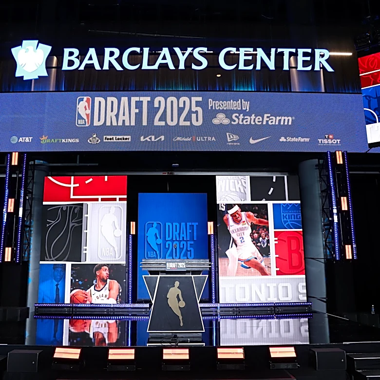 NBA insider says Suns will look to acquire a first round pick