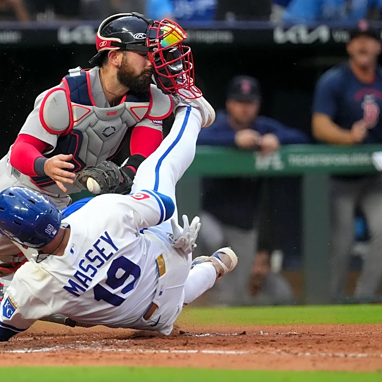 Gray outjunks Lugo in 3-1 loss to Red Sox