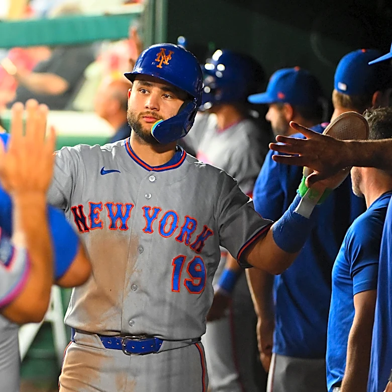 Mets Morning News: Mets erupt in extras for wild win