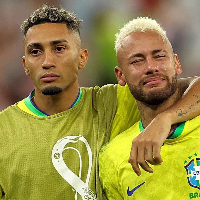‘We’re going to win this!’ – Raphinha calls Neymar after ex-Barcelona star named in Brazil squad