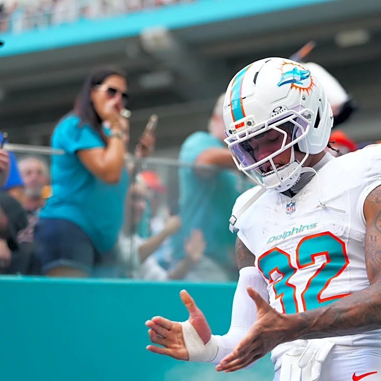 Dolphins 90 in 90: JuJu Brents starts roster review for 2026