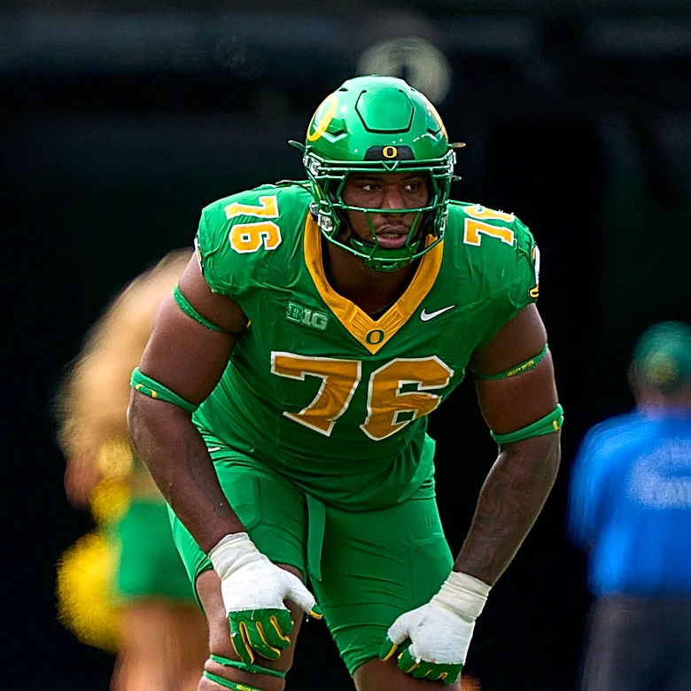 Los Angeles Chargers 90-in-90: OT Isaiah World