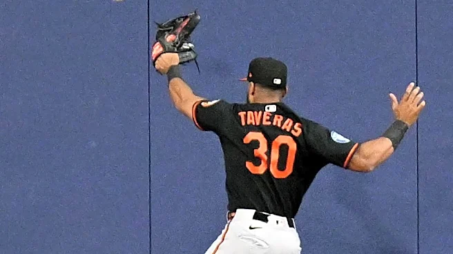 No-show offense, lousy defense cost Orioles in 4-1 loss