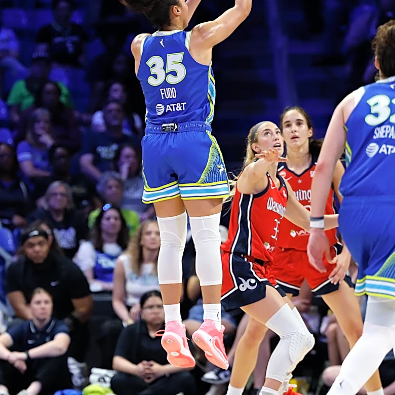 Dallas Wings travel to Chicago with an improving Azzi Fudd