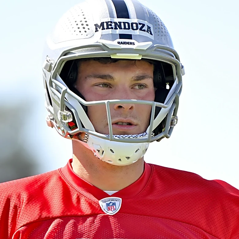 Klint Kubiak talks Fernando Mendoza, has all-time quote about Brock Bowers